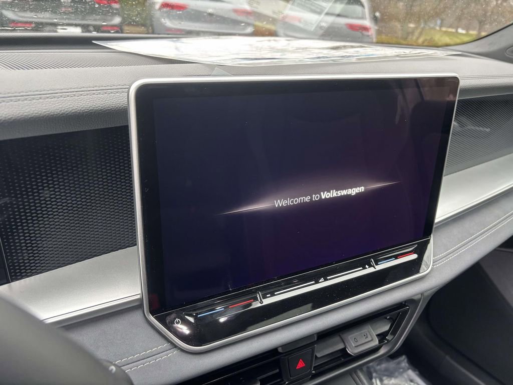 New 2026 Volkswagen Tiguan SE R-Line image 20