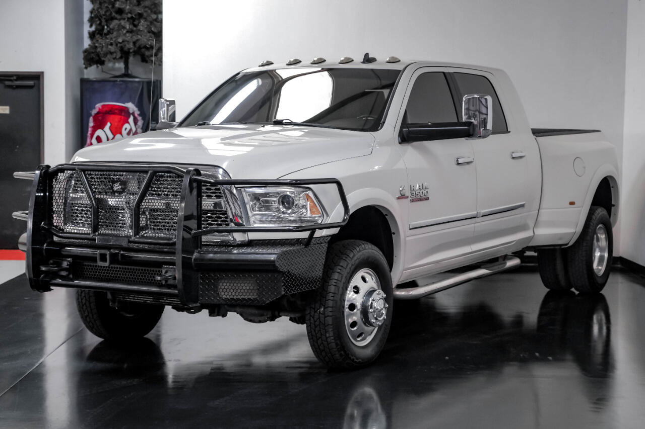 Used 2018 RAM 3500 Laramie w/ Cold Weather Group image 6