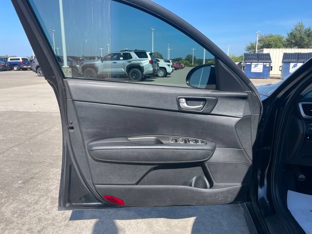 Used 2018 Kia Optima LX w/ 17" Alloy Wheels Package FWD image 20