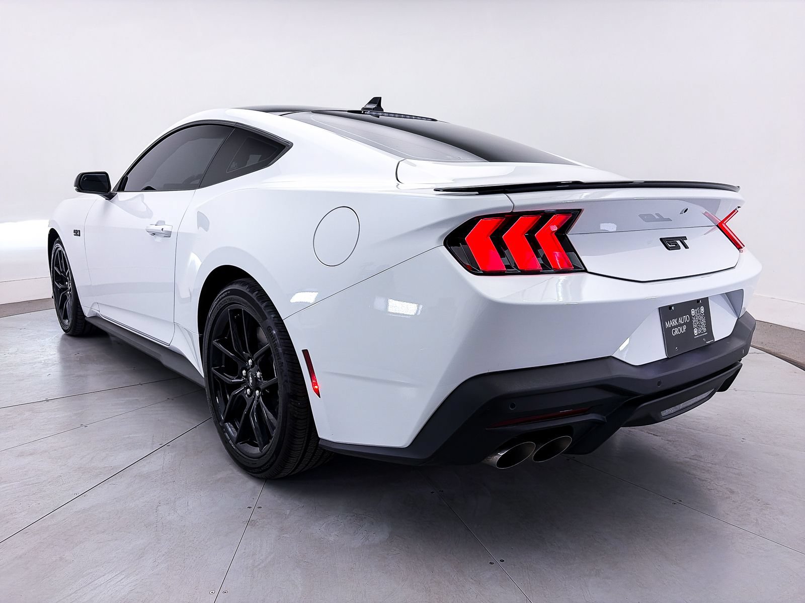 Used 2025 Ford Mustang GT Premium RWD image 17