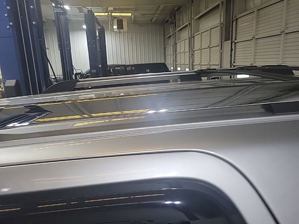 Used 2010 Ford Expedition Limited RWD image 19