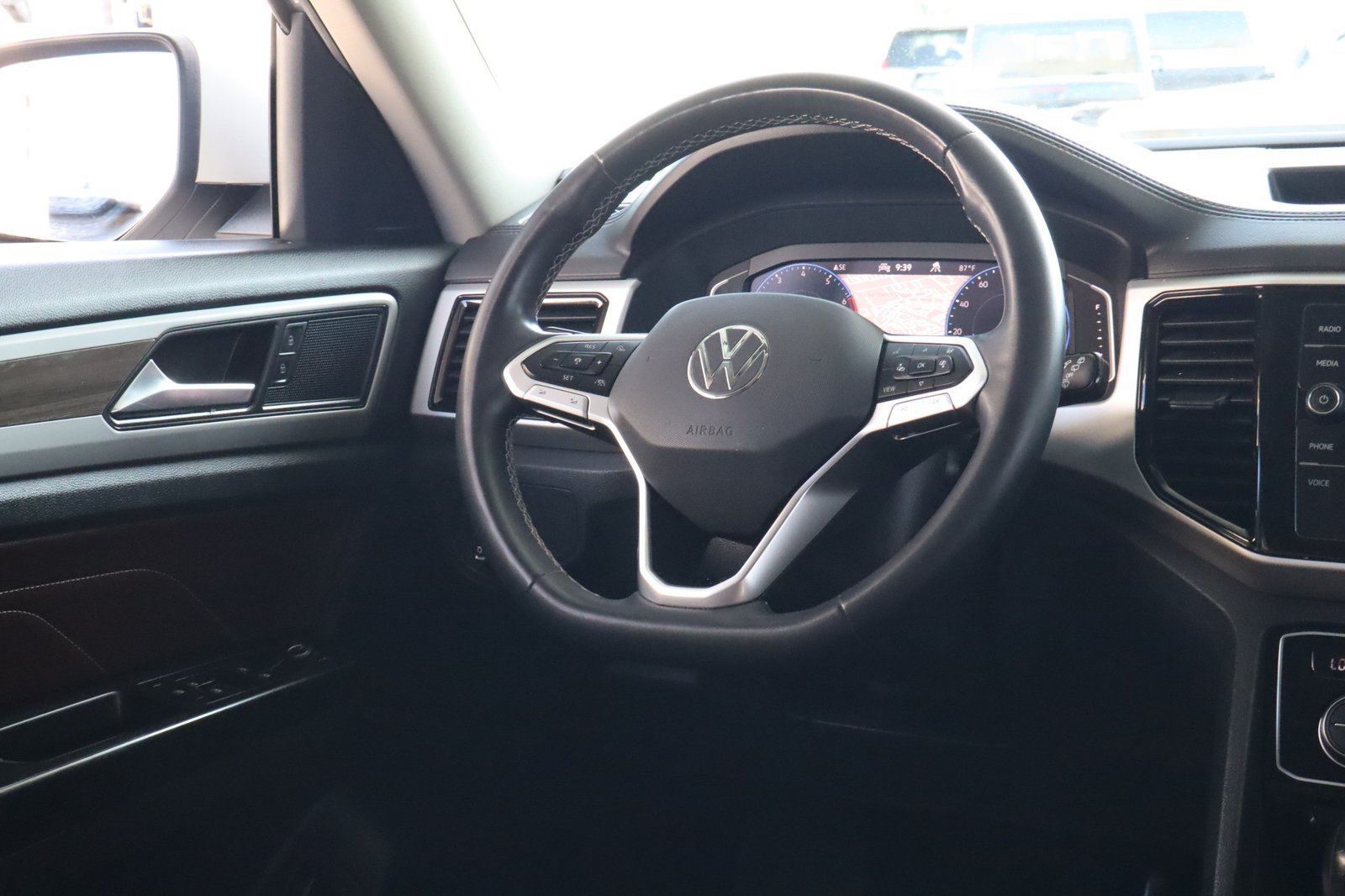 Used 2021 Volkswagen Atlas SEL AWD/4WD image 28