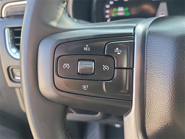 Used 2024 GMC Yukon XL SLT image 31