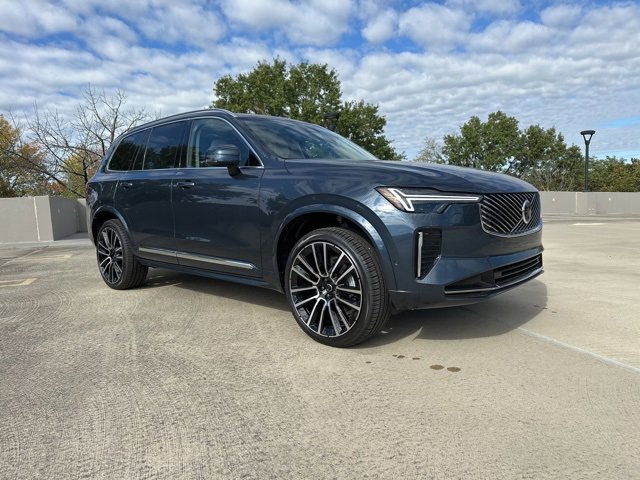 New 2026 Volvo XC90 B6 Ultra