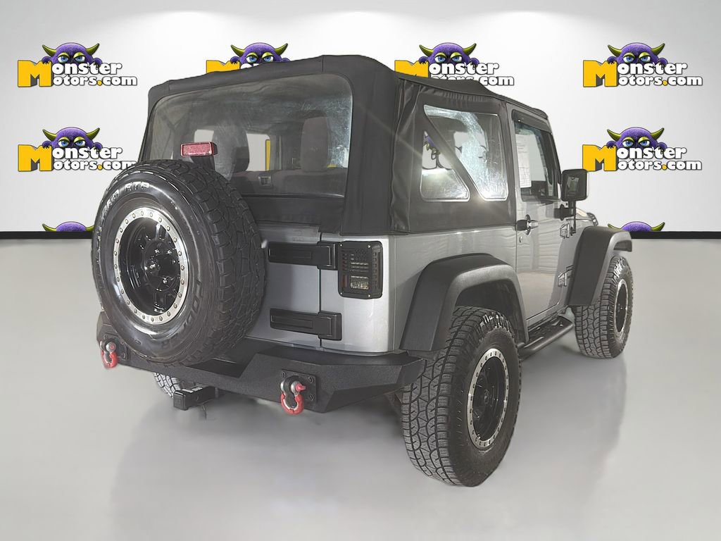 Used 2015 Jeep Wrangler Sport w/ Connectivity Group AWD/4WD image 5