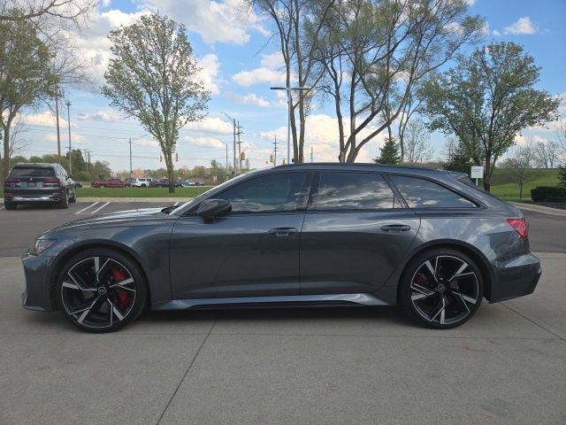 Used 2021 Audi RS 6 AWD/4WD image 4