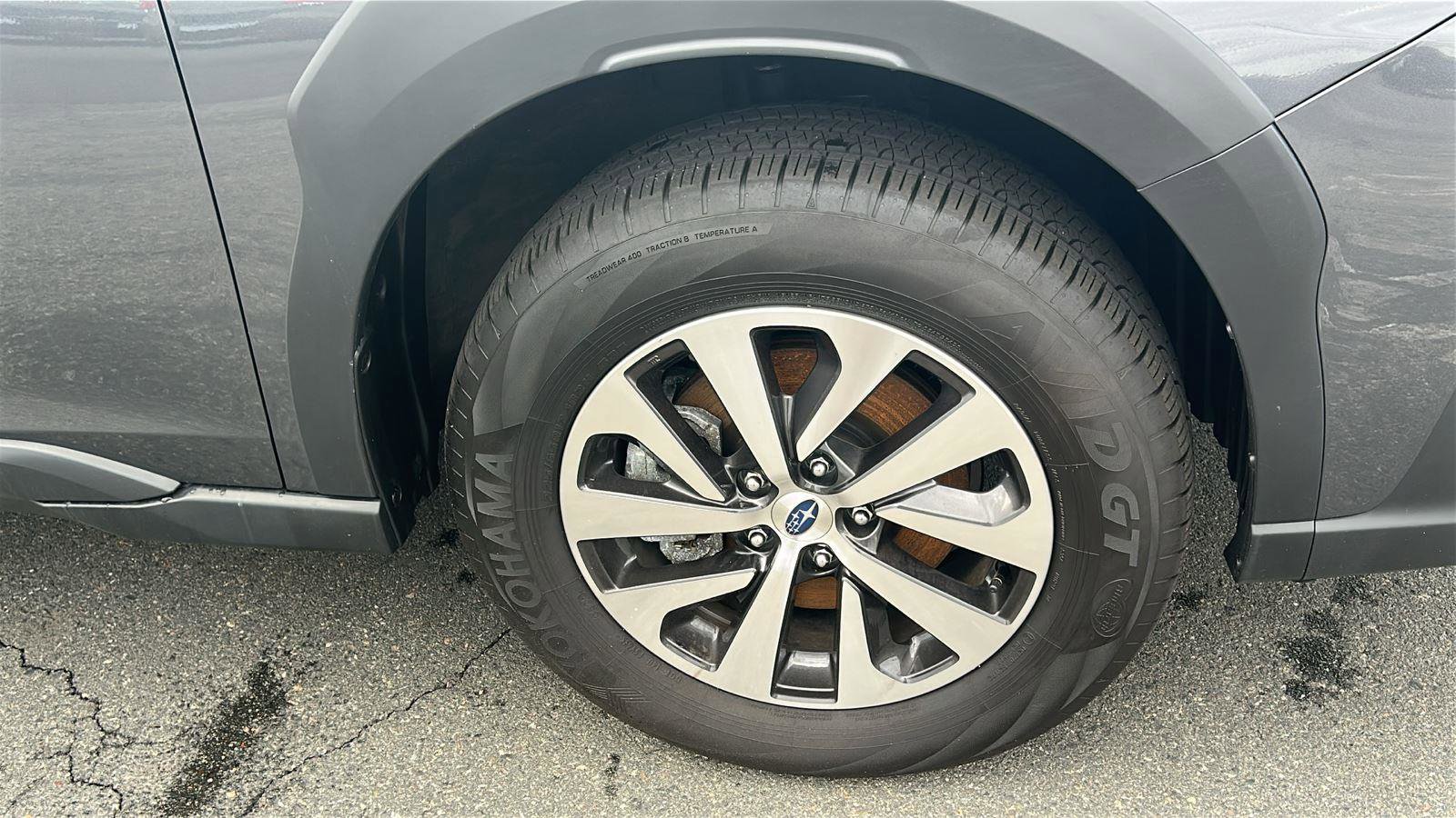 Certified 2025 Subaru Outback Premium image 12