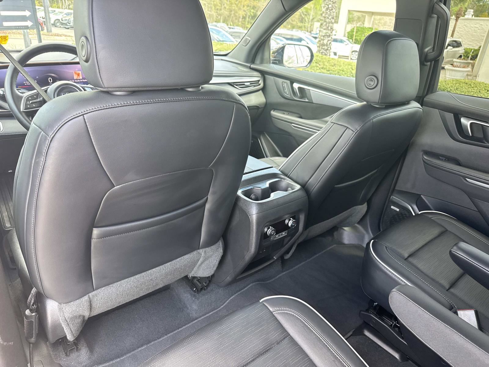 Used 2025 Buick Enclave Sport Touring FWD image 12