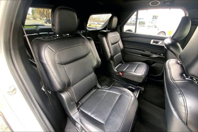 Used 2020 Ford Explorer Limited w/ Class III Trailer Tow Package image 27