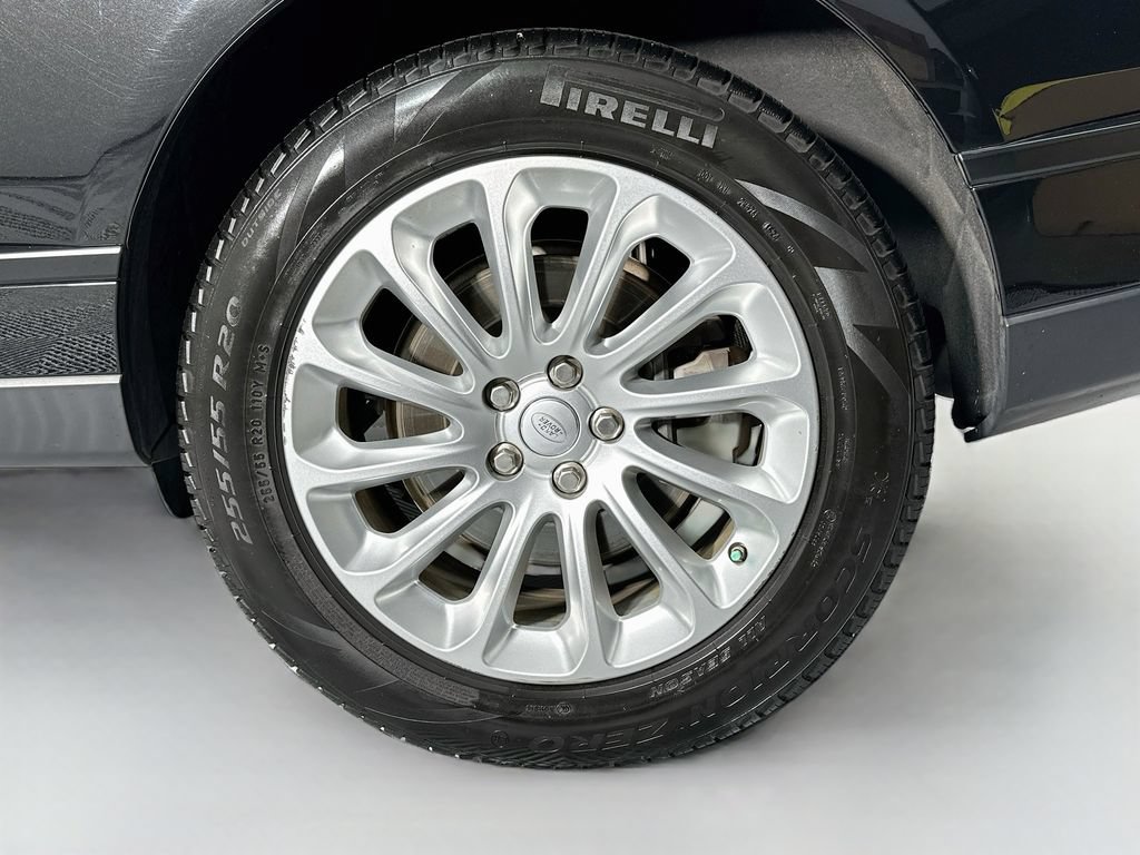 Used 2020 Land Rover Range Rover AWD/4WD image 33