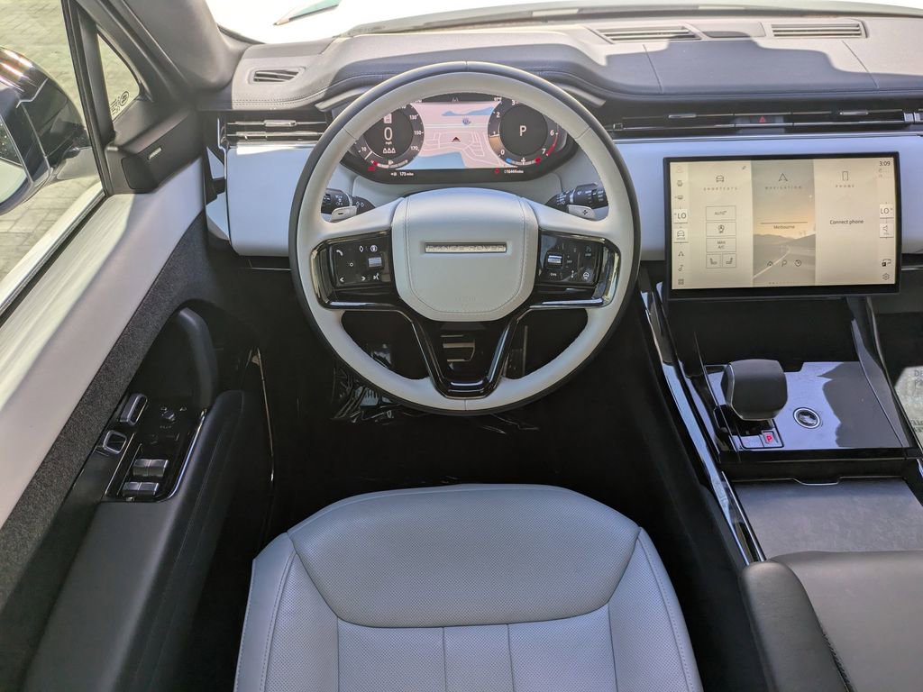 Used 2025 Land Rover Range Rover Sport Dynamic SE AWD/4WD image 18