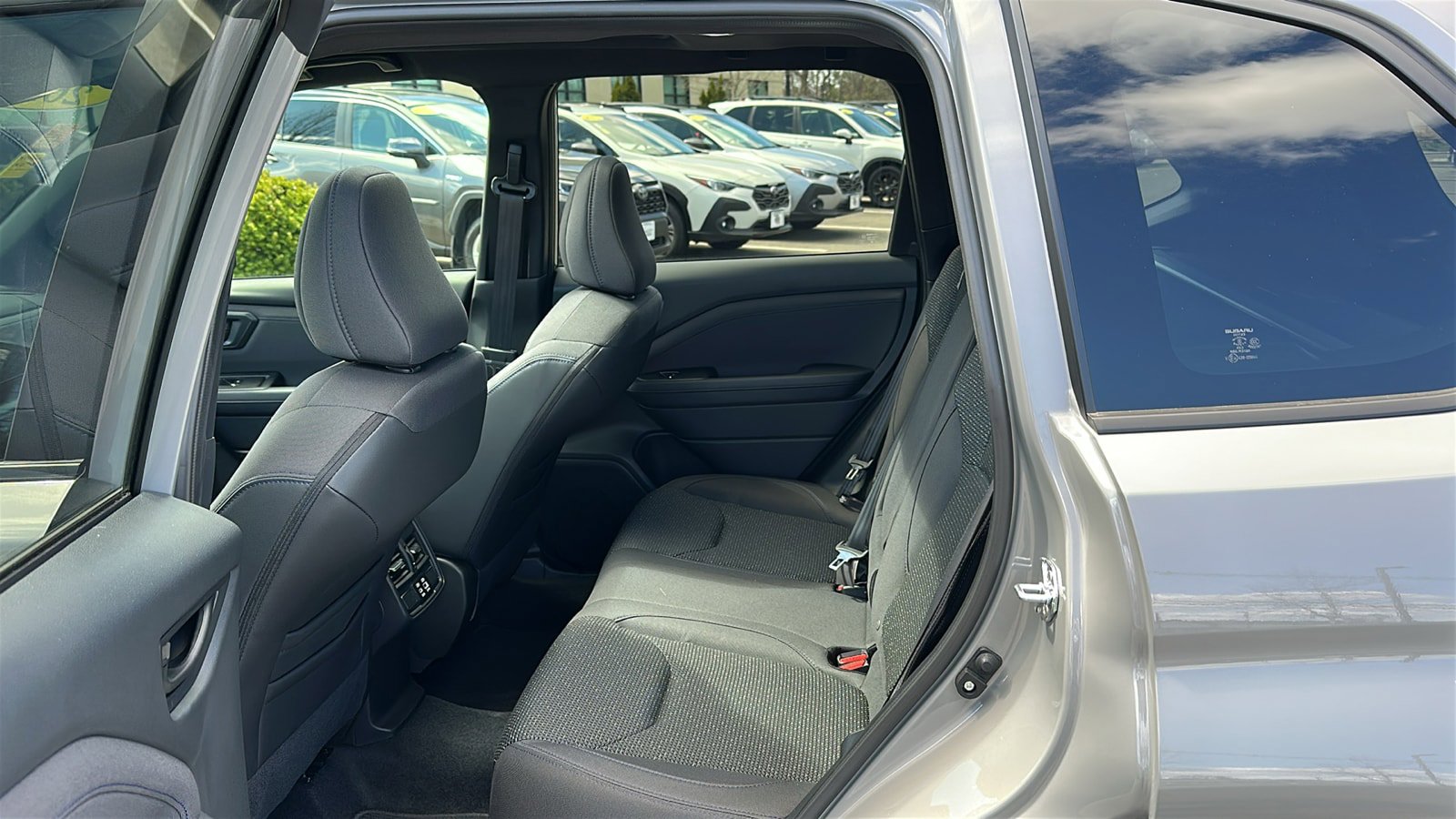 Certified 2025 Subaru Forester Premium AWD/4WD image 23