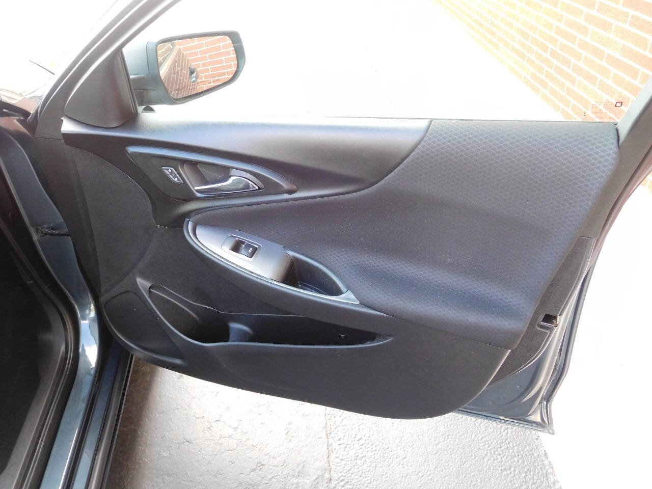 Used 2019 Chevrolet Malibu LS image 20