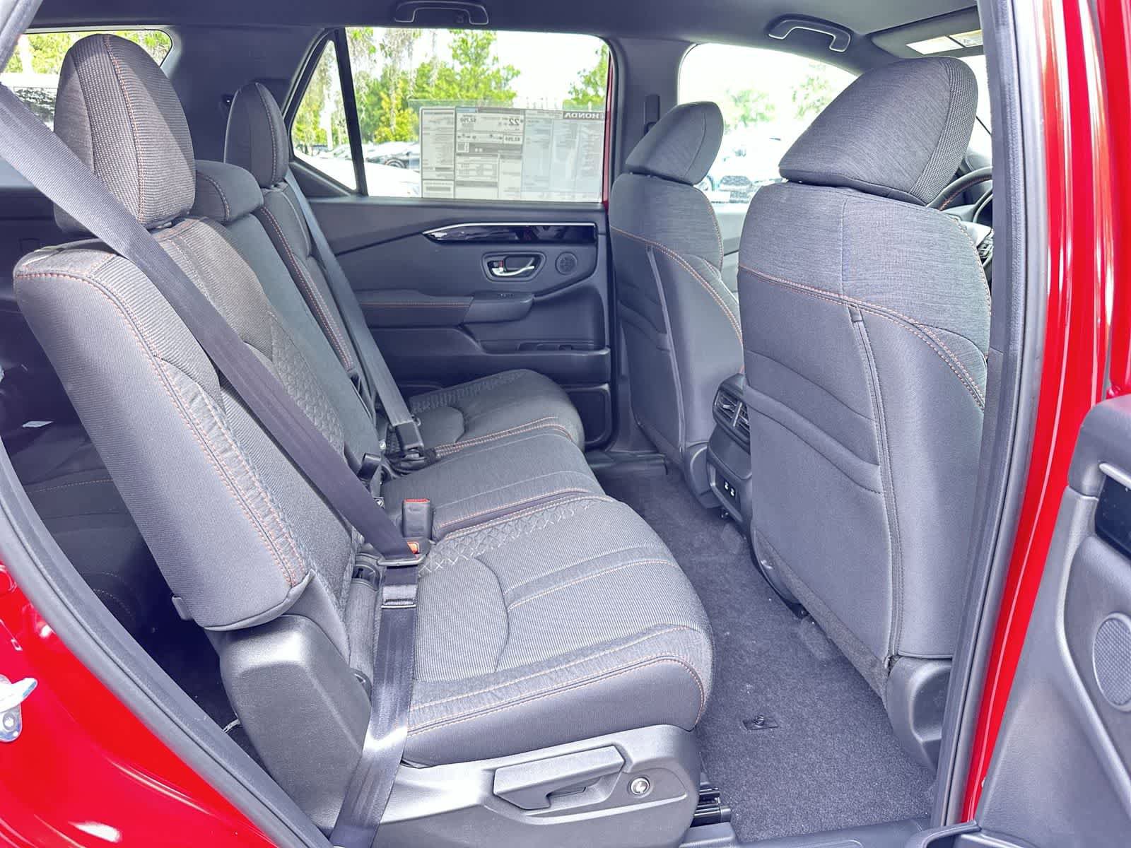 New 2026 Honda Pilot Sport image 15