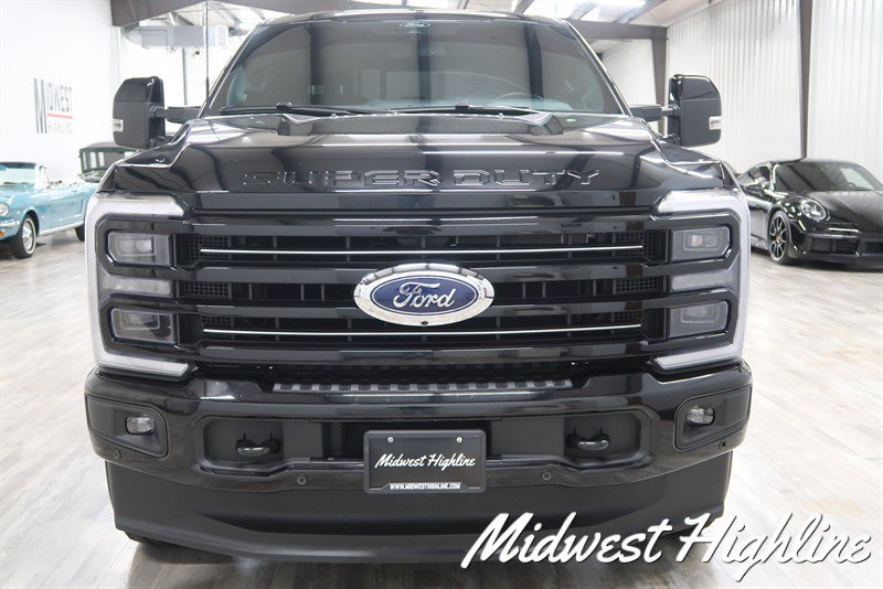 Used 2025 Ford F350 Platinum w/ FX4 Off-Road Package AWD/4WD image 12