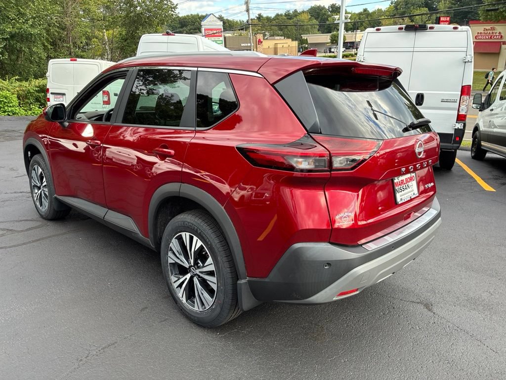 Certified 2023 Nissan Rogue SV w/ SV Premium B Package AWD/4WD image 5