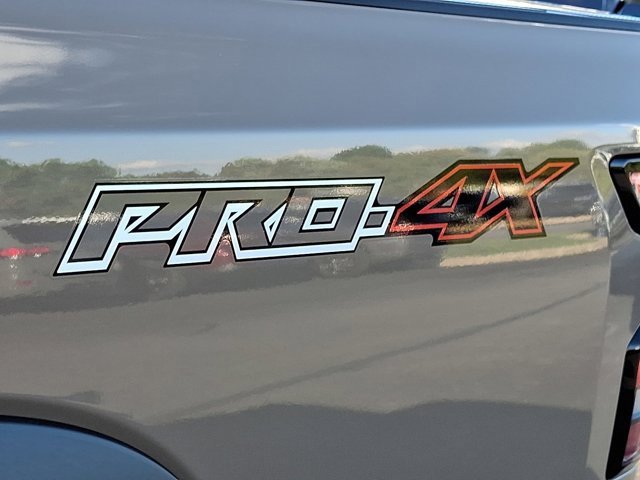 Used 2023 Nissan Frontier PRO-4X w/ Technology Package image 34