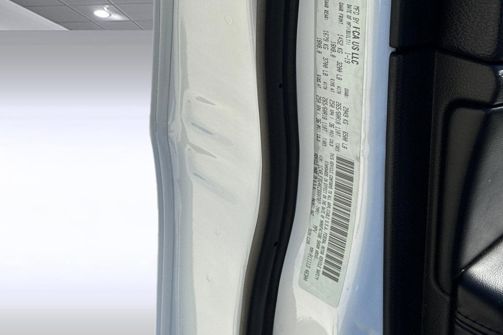 Used 2019 Jeep Grand Cherokee Limited image 20