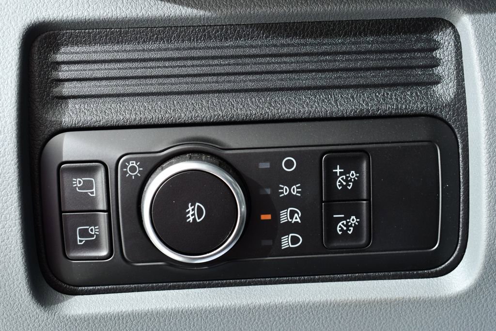 New 2025 Ford F550 XLT w/ XLT Value Package image 24