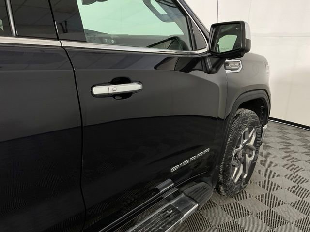 Used 2023 GMC Sierra 1500 SLT w/ SLT Premium Plus Package image 8