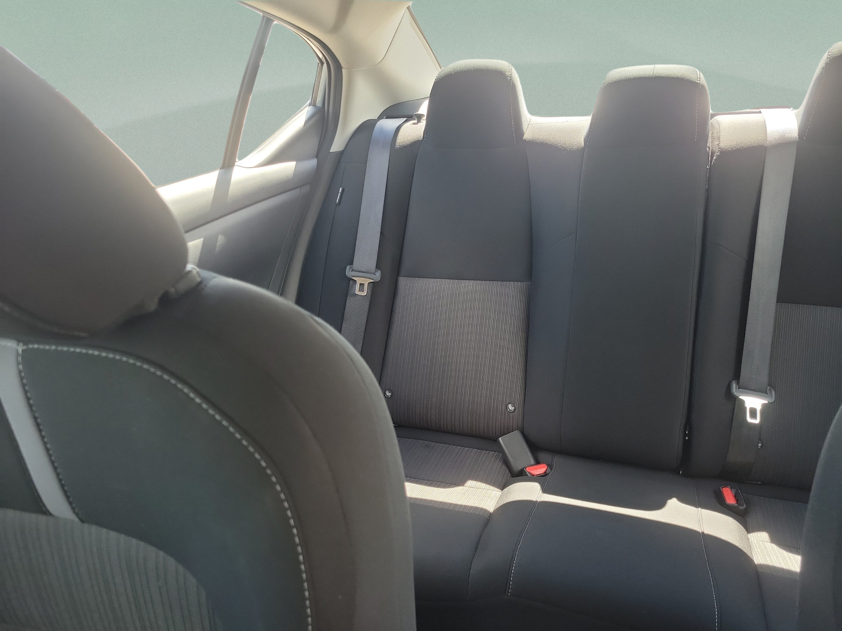 Used 2025 Nissan Sentra SV FWD image 10