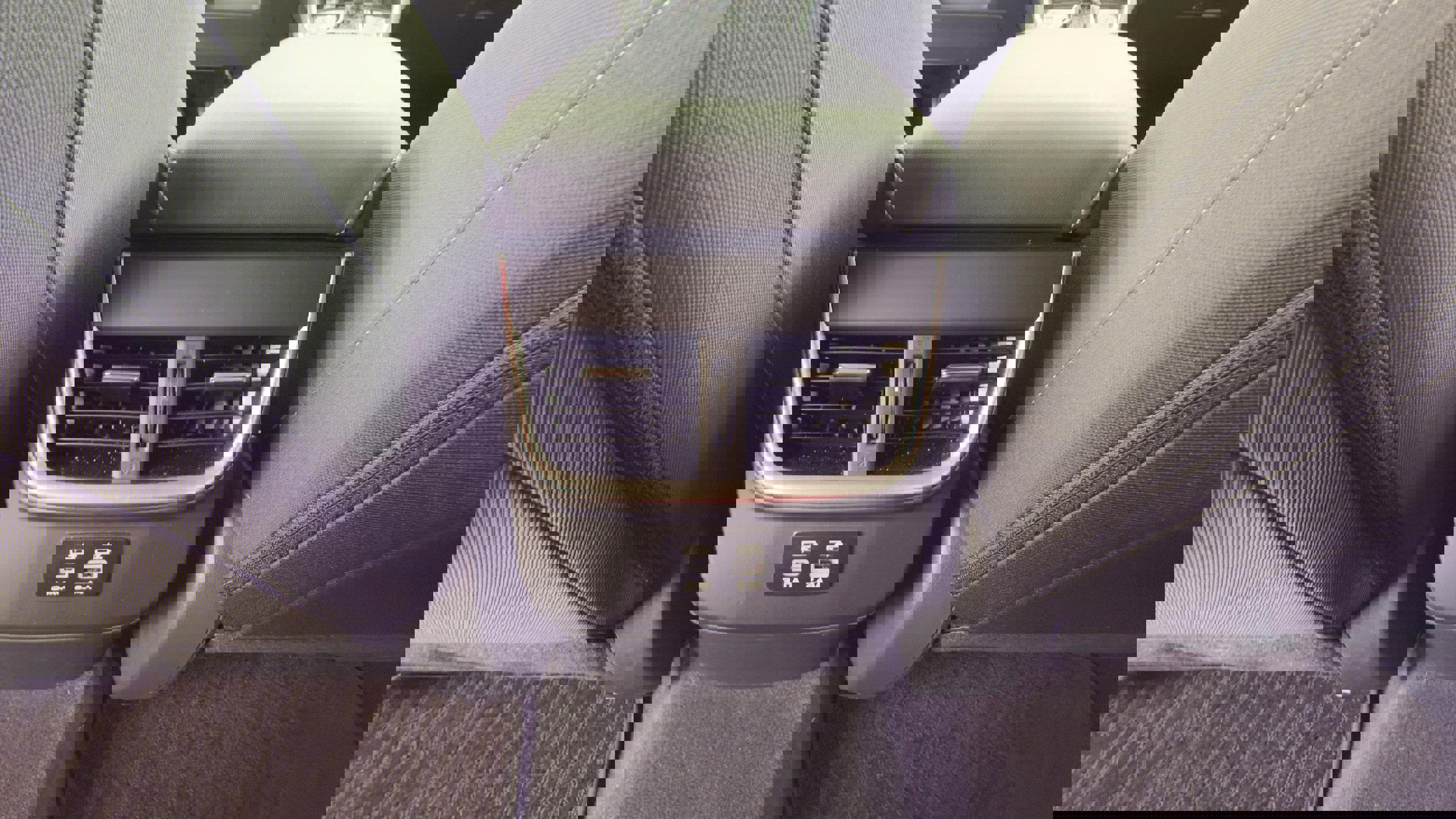 Certified 2025 Subaru Outback Premium image 15