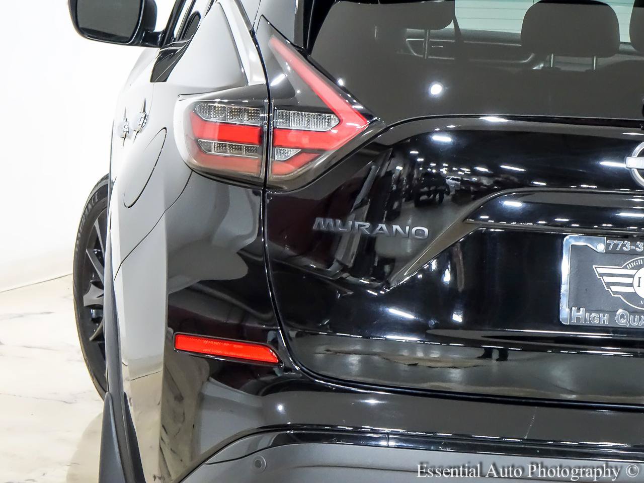 Used 2023 Nissan Murano SV w/ SV Midnight Edition Package FWD image 8
