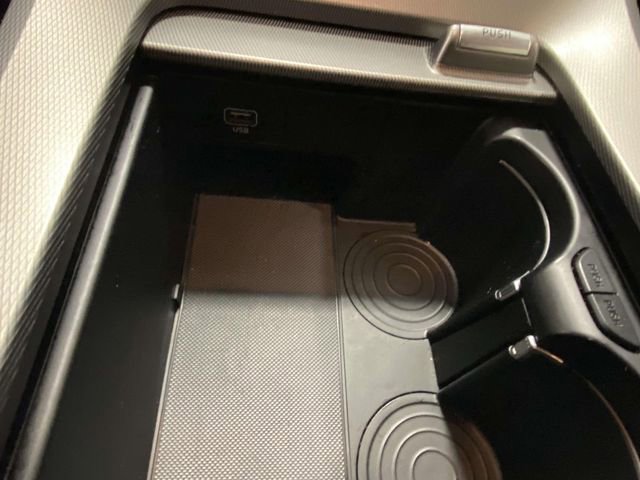 Used 2021 Hyundai Palisade SE image 16