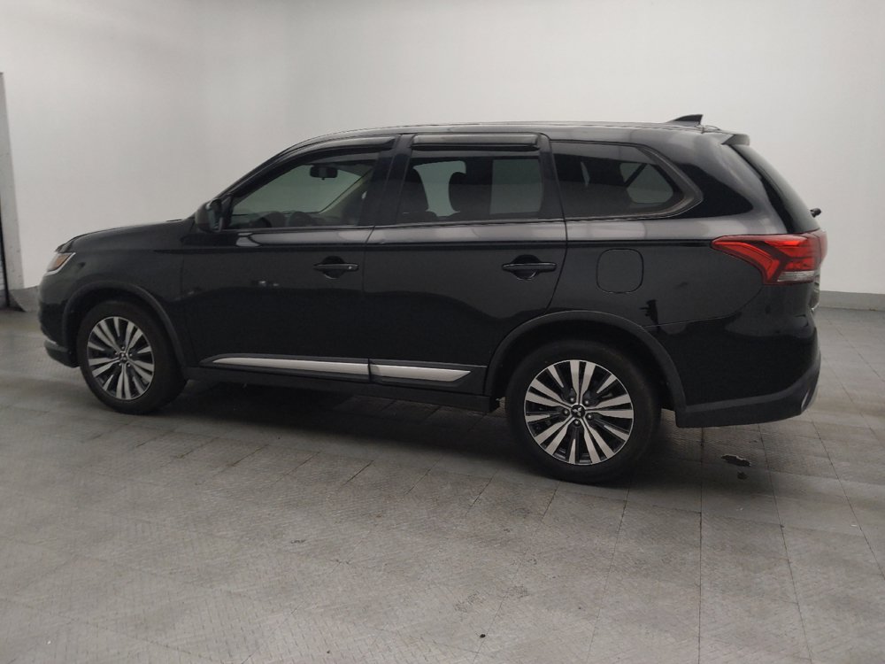 Used 2020 Mitsubishi Outlander ES FWD image 3