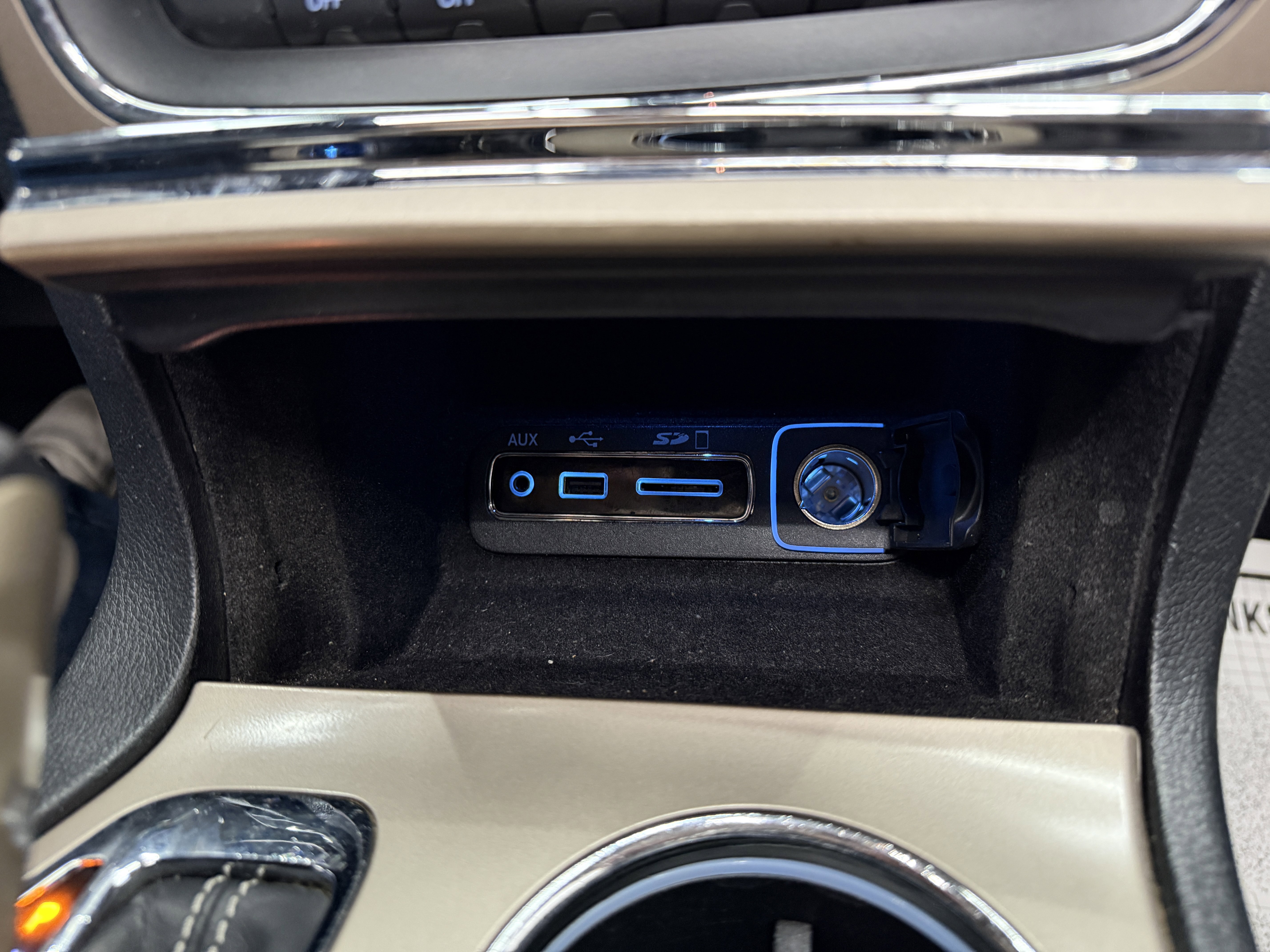 Used 2017 Jeep Grand Cherokee Limited image 17