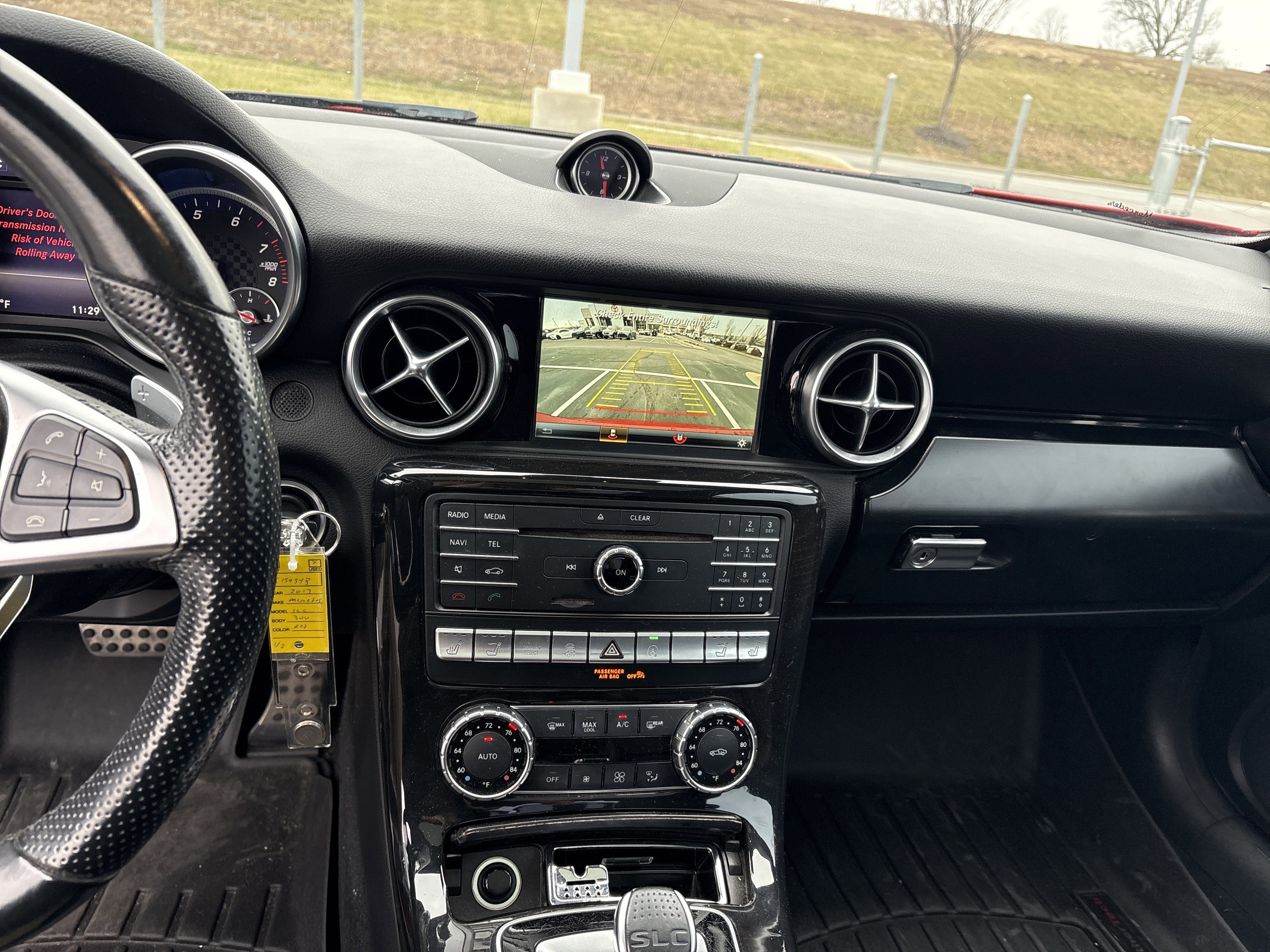 Used 2017 Mercedes-Benz SLC 300 image 31