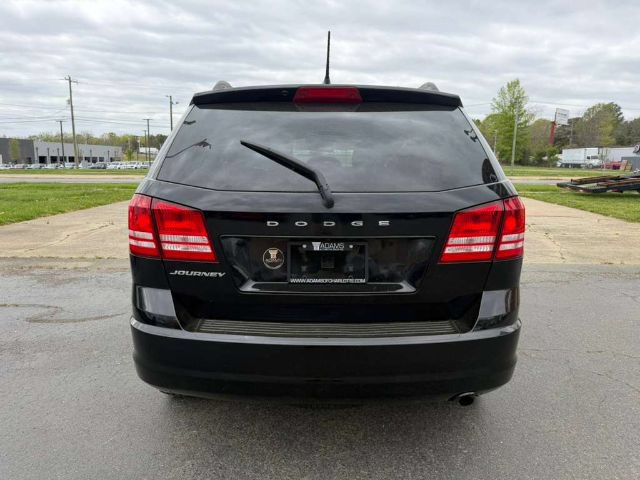 Used 2018 Dodge Journey SE w/ Blacktop Package FWD image 6