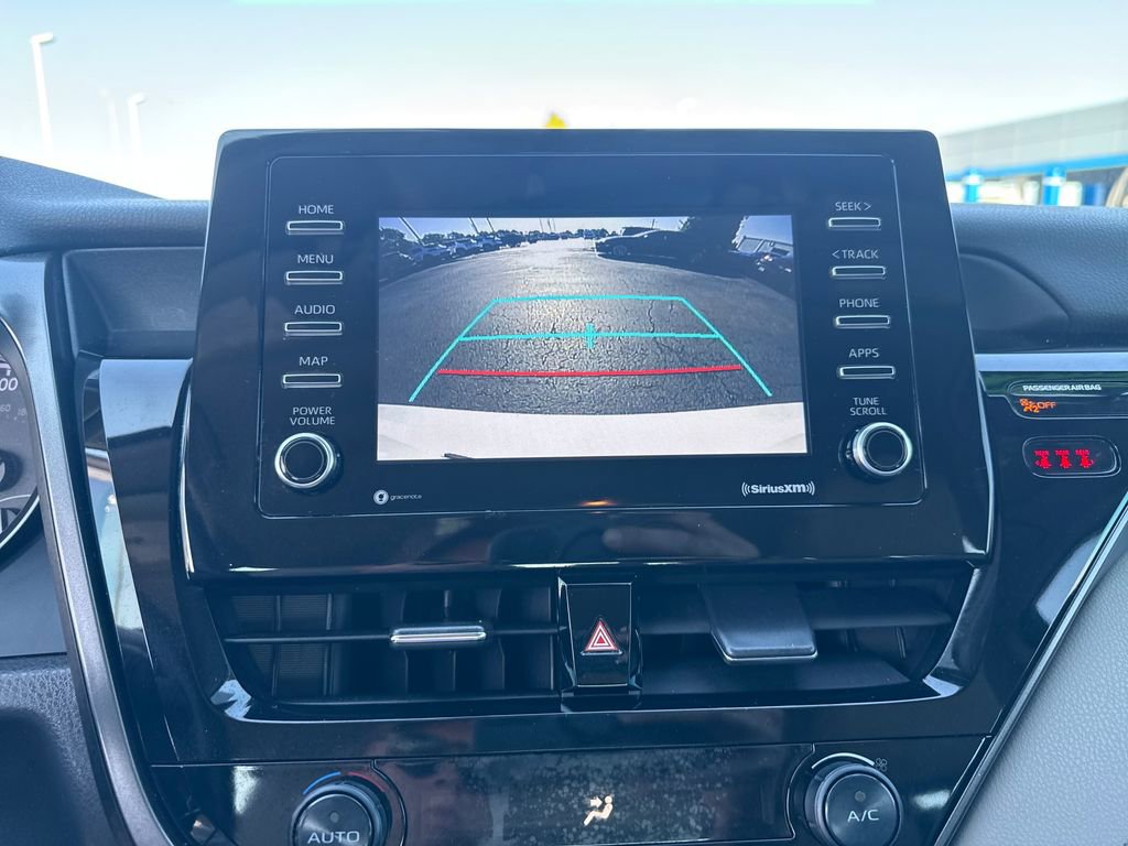 Used 2021 Toyota Camry SE FWD image 30