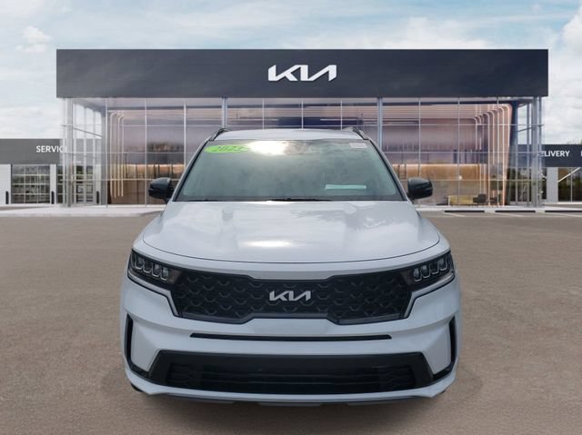 Certified 2023 Kia Sorento S FWD image 2