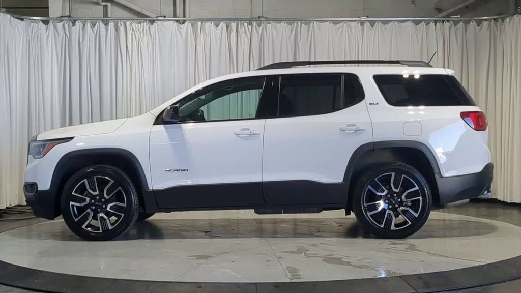 Used 2019 GMC Acadia SLT w/ Black Edition FWD image 6