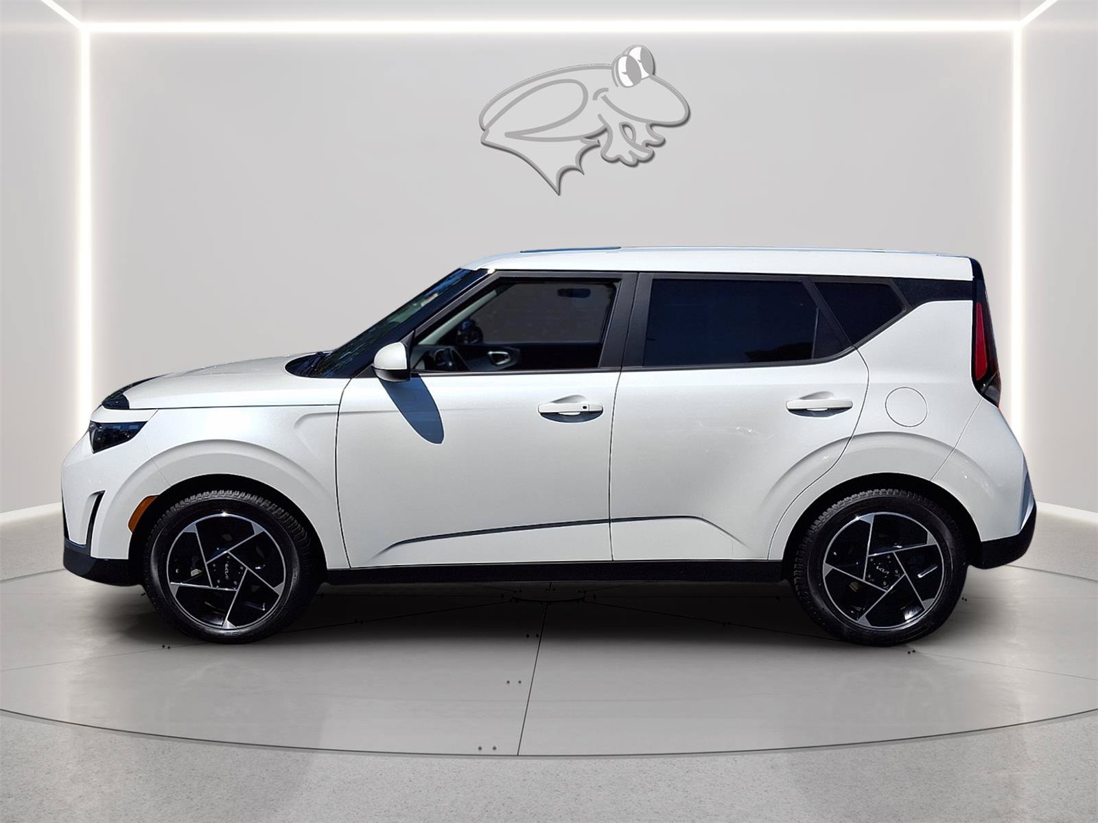 Used 2024 Kia Soul EX FWD image 7