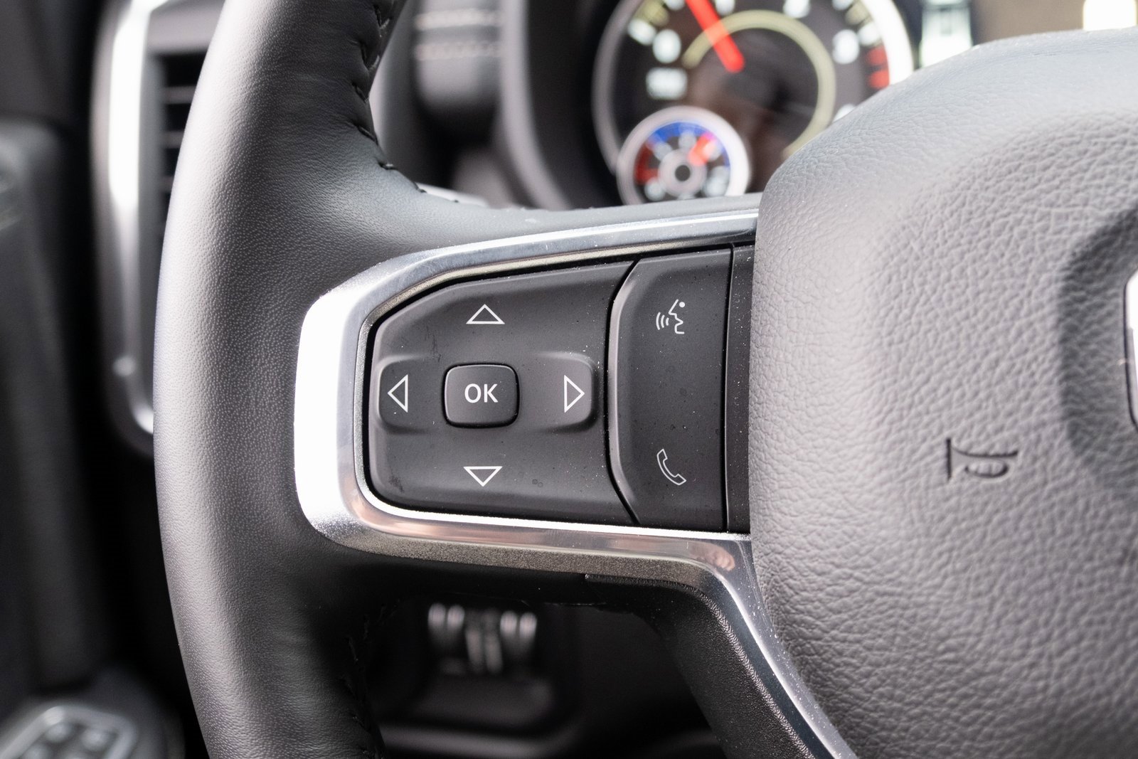 Used 2024 RAM 2500 Laramie w/ Night Edition image 7