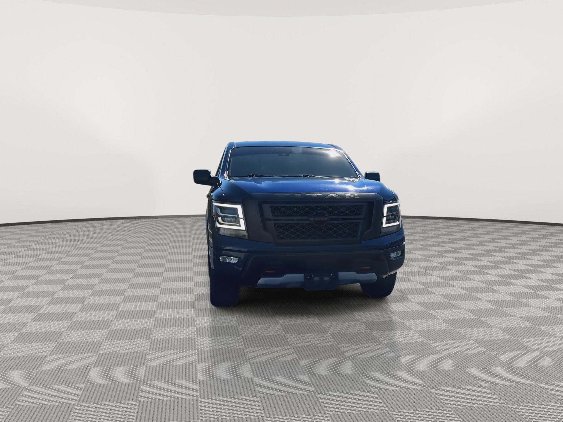 Used 2024 Nissan Titan PRO-4X w/ Pro-4x Utility Package AWD/4WD image 3