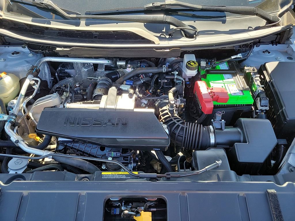 Used 2024 Nissan Rogue S AWD/4WD image 13