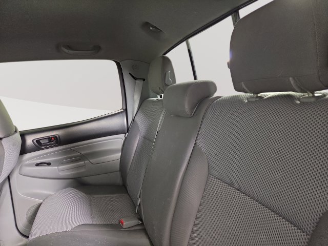 Used 2014 Toyota Tacoma 4x4 Double Cab w/ TRD Sport Package image 16