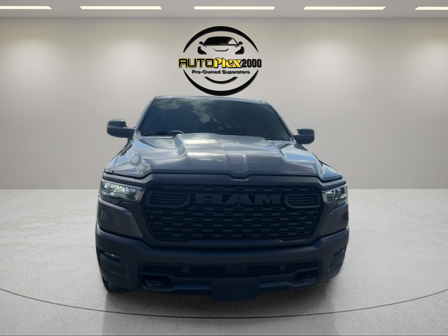 Used 2025 RAM 1500 Warlock AWD/4WD image 2