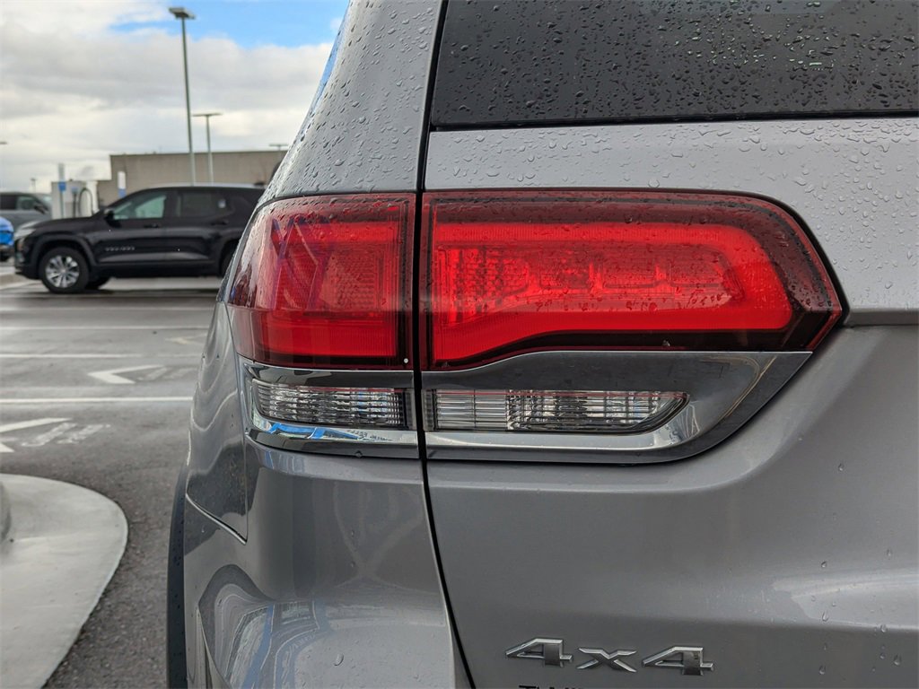 Used 2020 Jeep Grand Cherokee Limited w/ Luxury Group II image 44