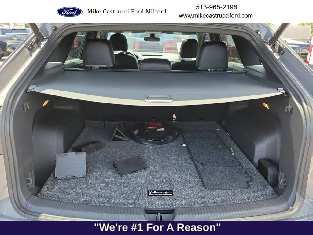Used 2023 Volkswagen Atlas Cross Sport SEL Premium R-Line AWD/4WD image 29