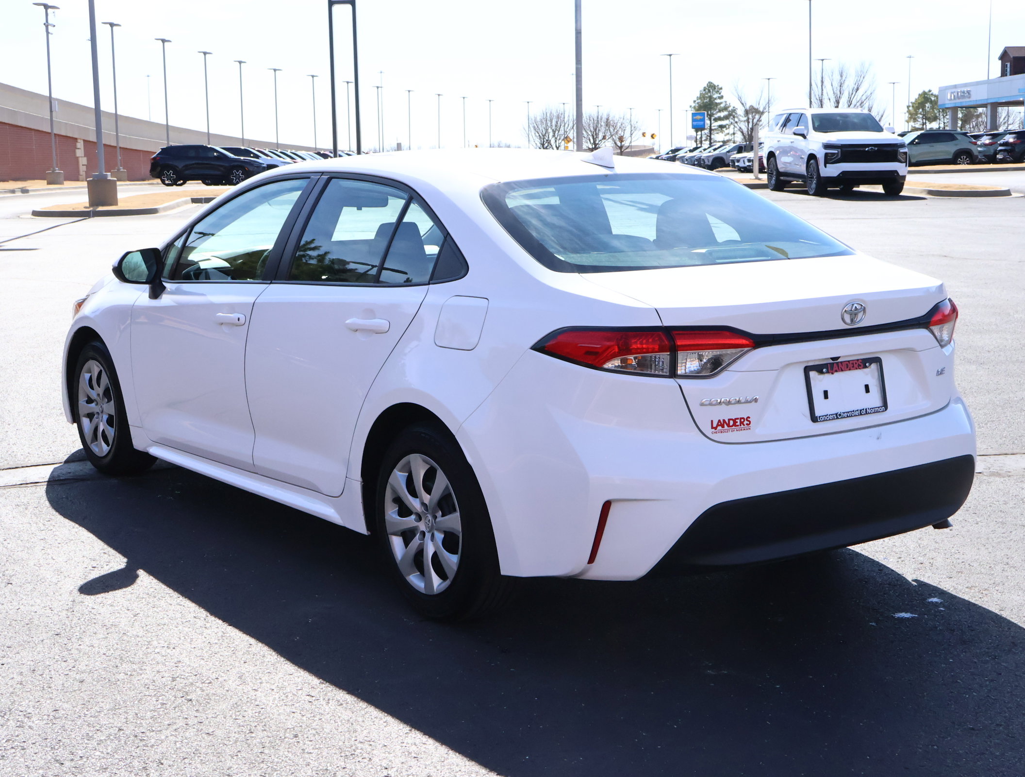 Used 2023 Toyota Corolla LE image 6