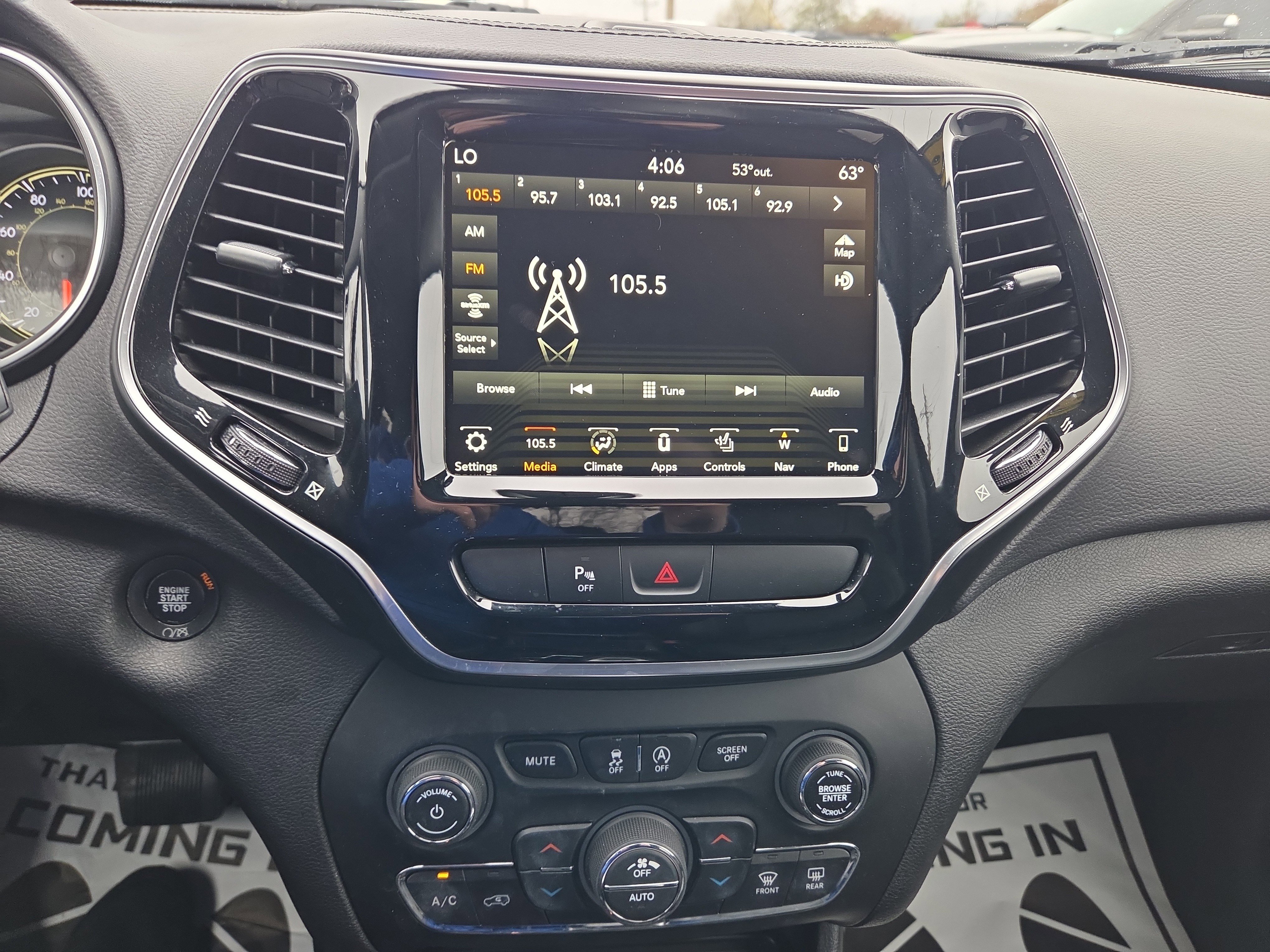 Used 2019 Jeep Cherokee Limited image 25