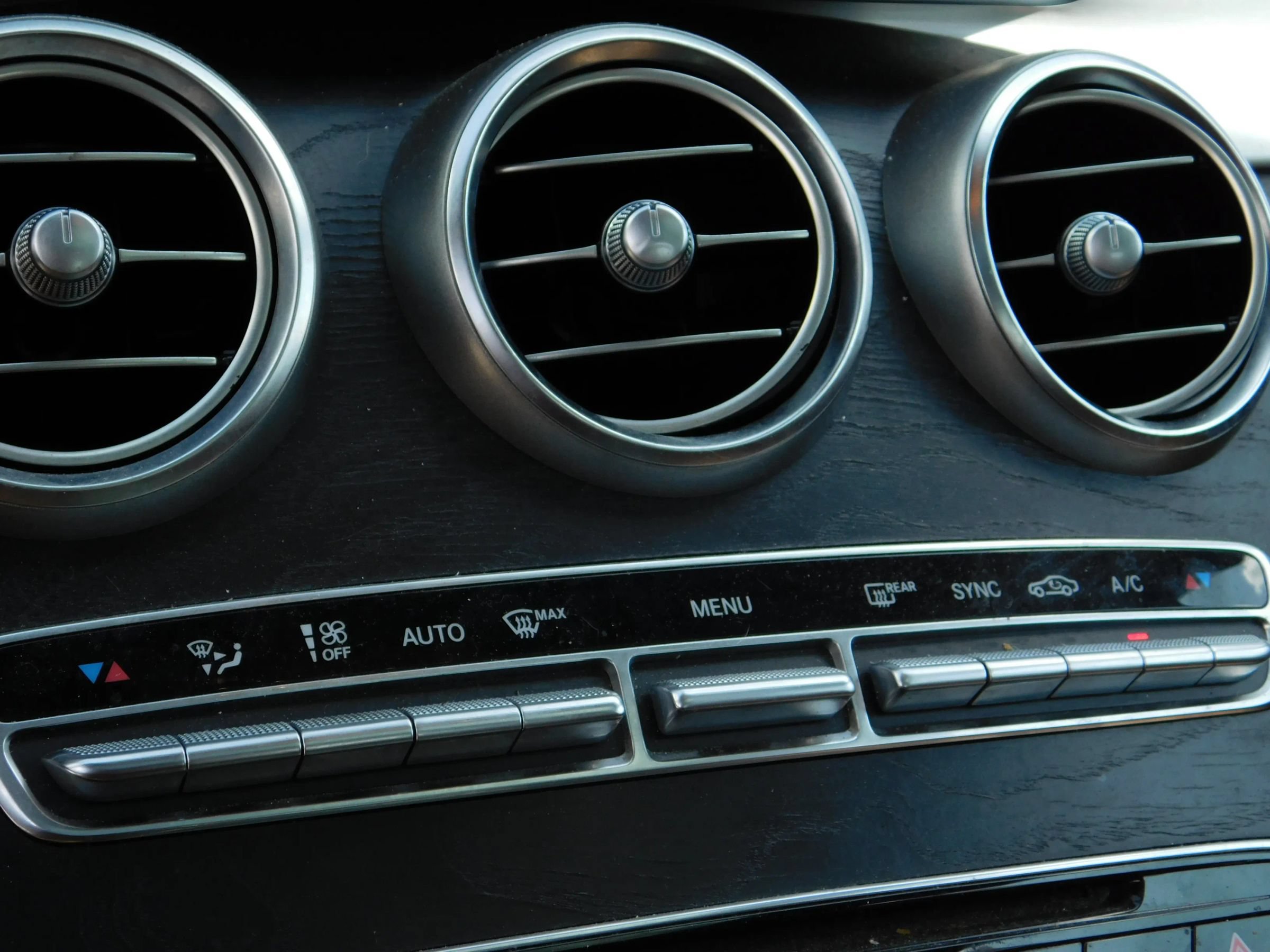 Used 2017 Mercedes-Benz C 300 Coupe image 16