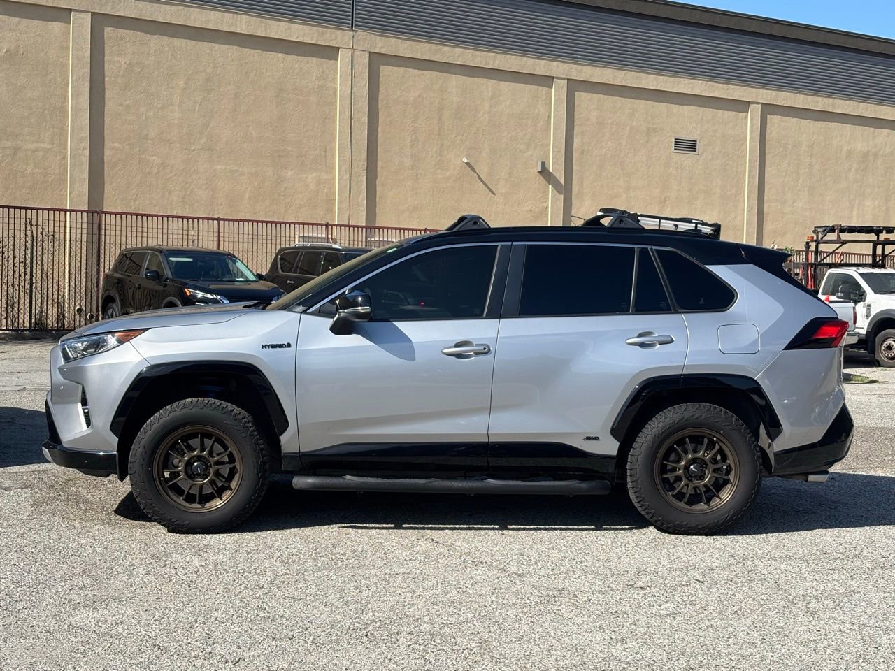 Used 2019 Toyota RAV4 XSE AWD/4WD image 3
