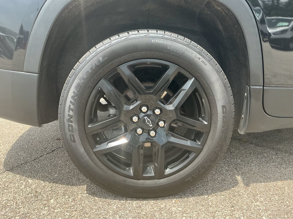 Used 2023 Chevrolet Traverse LT AWD/4WD image 7