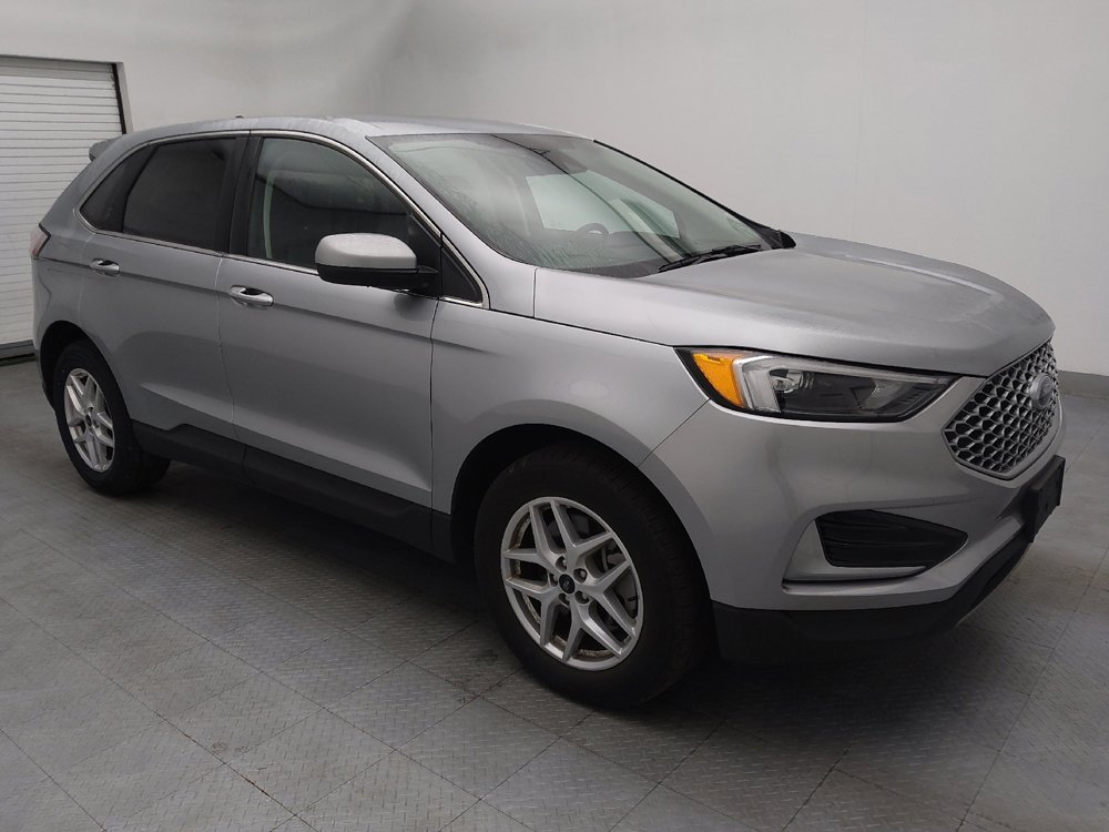 Used 2024 Ford Edge SEL image 11