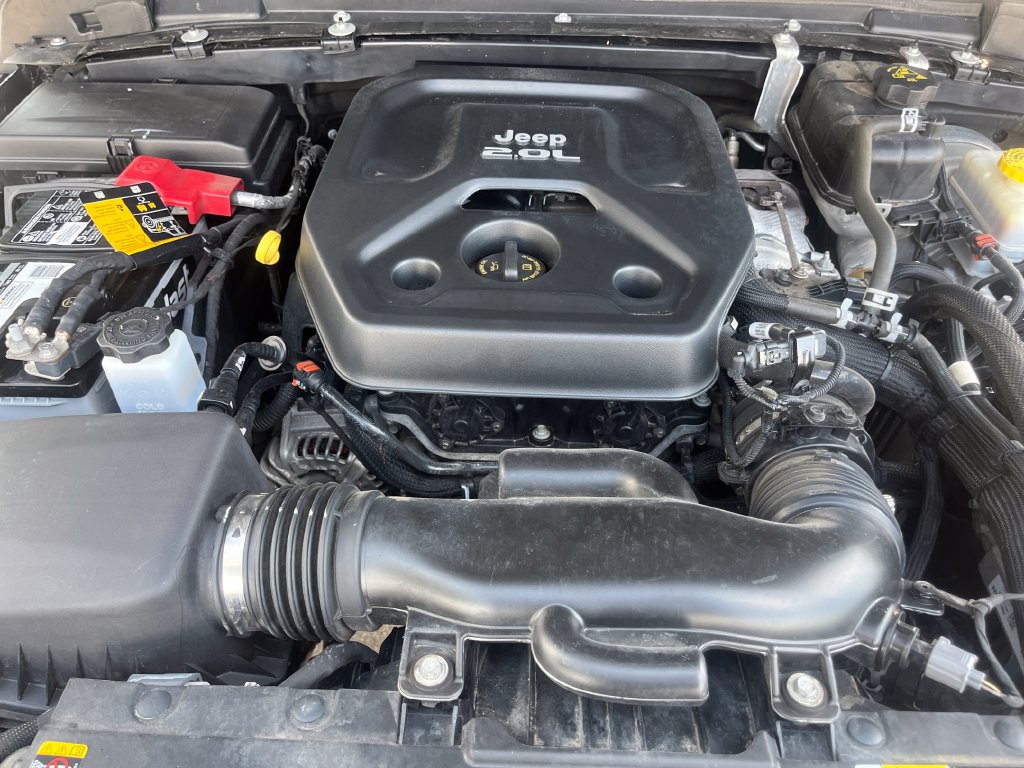 Used 2023 Jeep Wrangler Unlimited Sport AWD/4WD image 22